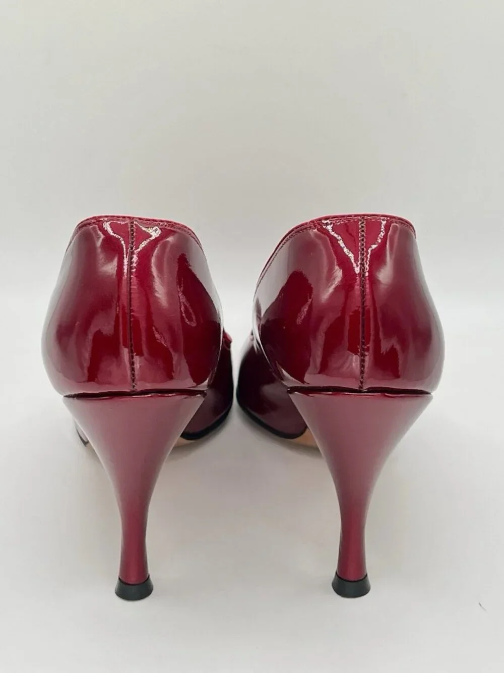 Vintage Red Vinyl Stiletto Heels La Patti Pointed Toe Glossy Size 8 Pinup Sexy